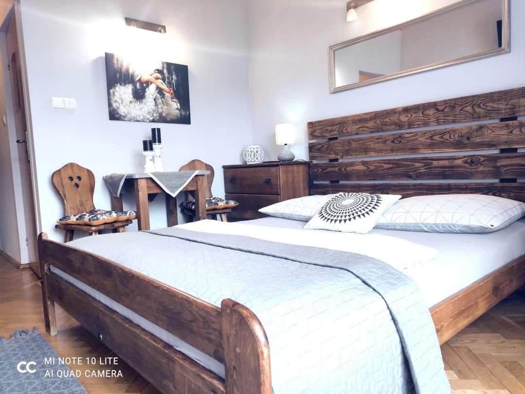 Podkowa Hotel Myslenice Ngoại thất bức ảnh
